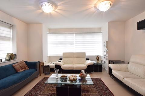 4 bedroom end of terrace house to rent, Emerald Square, London SW15 5FP