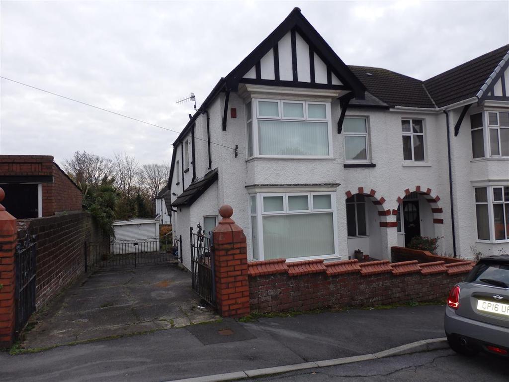 Harries Avenue, Llanelli 4 bed semidetached house £235,000