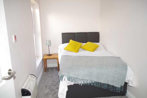 4 bedroom house share to rent, Bolton