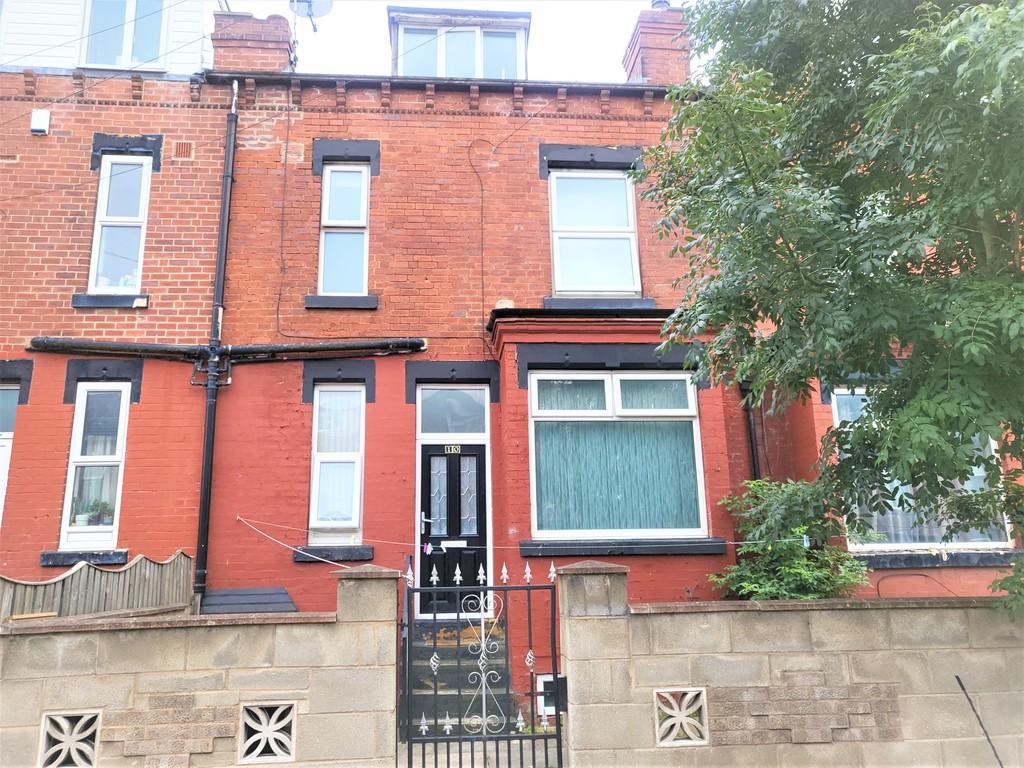 Compton Crescent, Leeds LS9 2 bed terraced house for sale £102,500