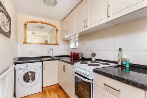 1 bedroom flat to rent, Clifton Road, Winchester, SO22