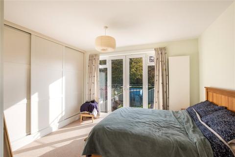 4 bedroom semi-detached house to rent - Grenville Avenue, Wendover, Aylesbury, HP22