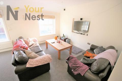 4 bedroom terraced house to rent, Cottage Road, Headingley, Leeds, LS6 4DD