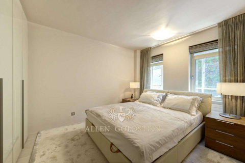 2 bedroom flat to rent, Paramount Court, University Street WC1E