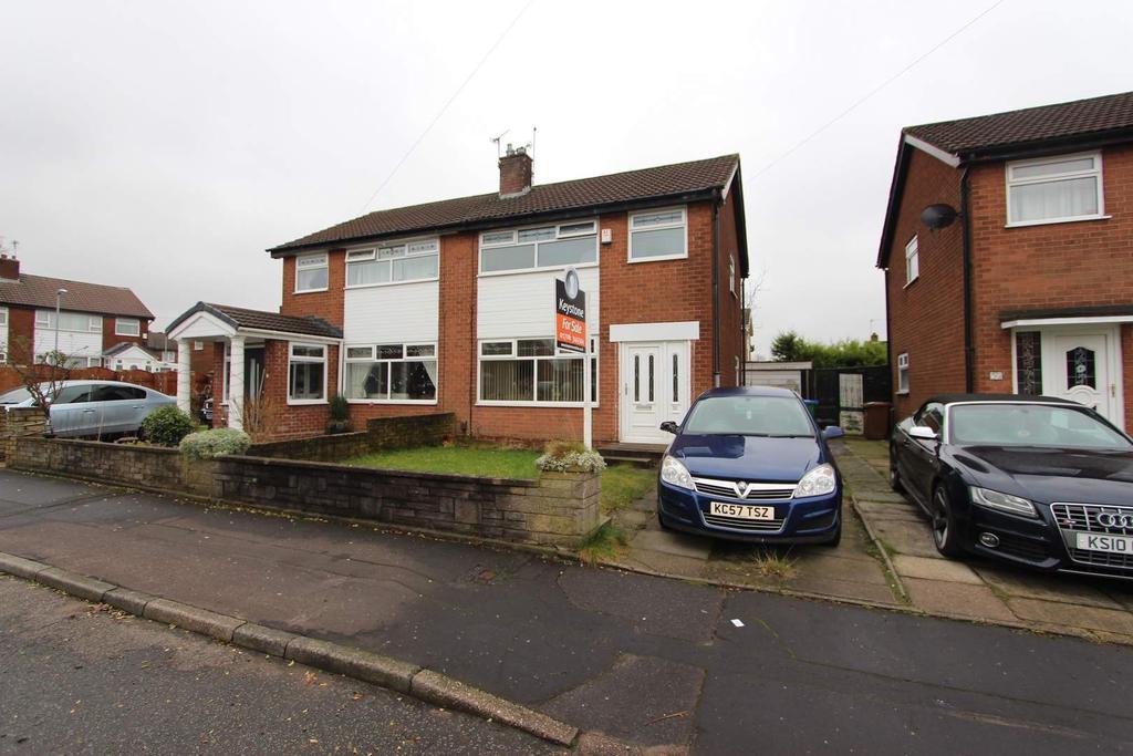 Marigold Street, Deeplish, Rochdale 3 bed semidetached house £140,000