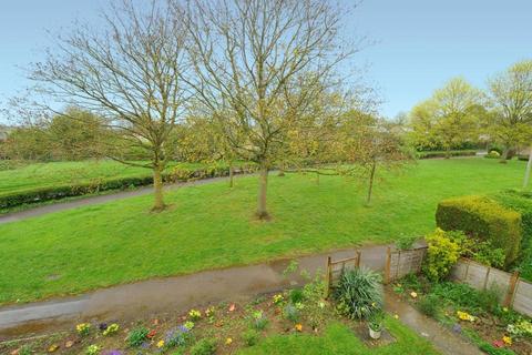undefined, Farmers Close,  Witney,  OX28