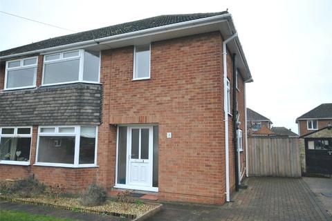 3 bedroom semi-detached house to rent, Langdale Avenue, Grimsby, Lincolnshire, DN33