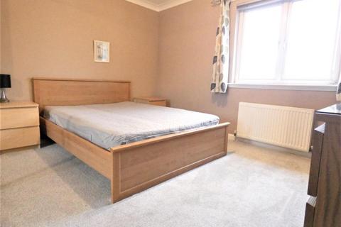 2 bedroom flat to rent, Duff Road, Haymarket, Edinburgh, EH11