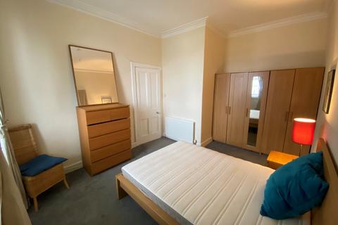 1 bedroom flat to rent, Broughton Road, Broughton, Edinburgh, EH7