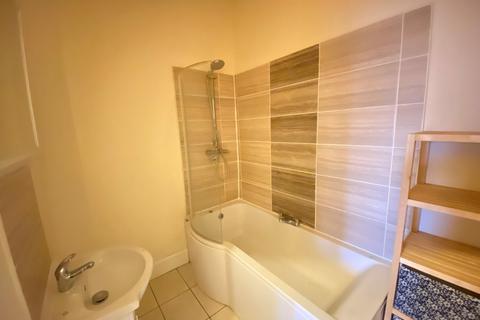 1 bedroom flat to rent, Broughton Road, Broughton, Edinburgh, EH7