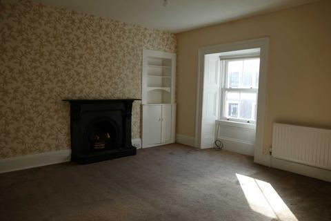 3 bedroom flat to rent, Springwell Place, Stewarton