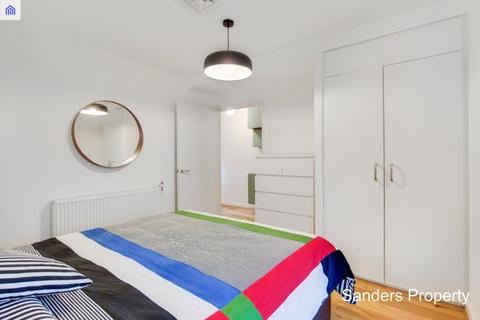 1 bedroom flat for sale, City Road, Islington EC1V