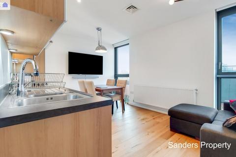 1 bedroom flat for sale, City Road, Islington EC1V