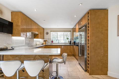 Richardson Crescent, West Cheshunt, EN7
