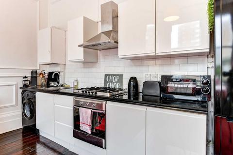 2 bedroom flat to rent, Second Avenue, Hove