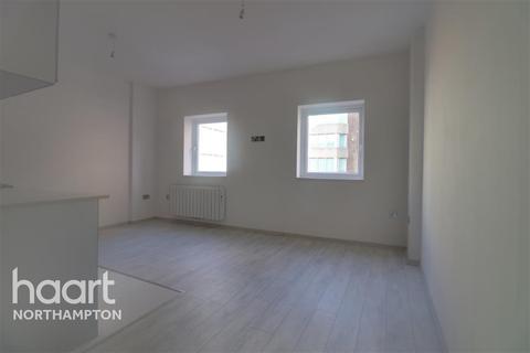 1 bedroom flat to rent - Northampton