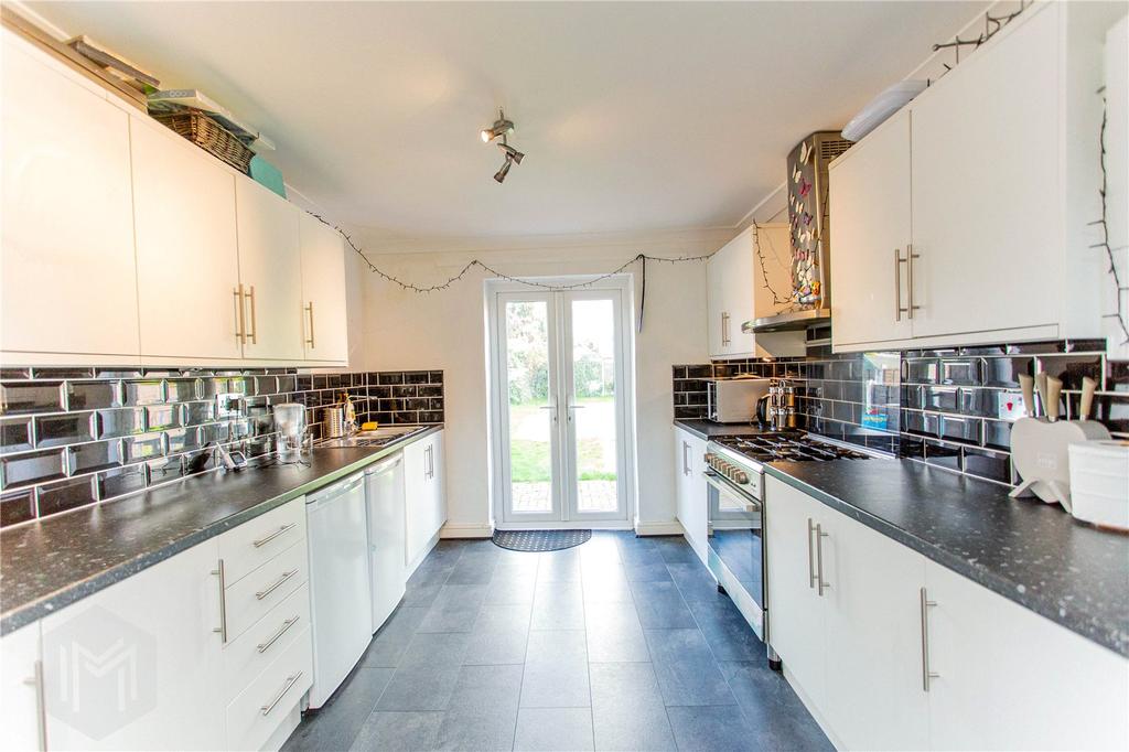 Edna Road, Leigh, Greater Manchester, WN7 3 bed semidetached house £