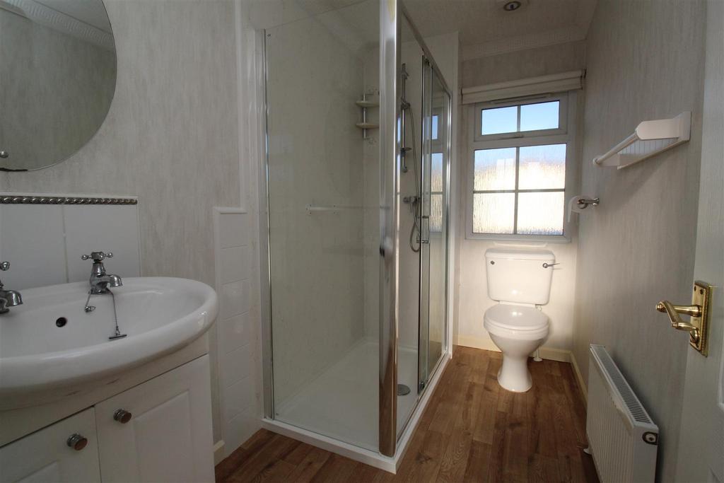 Elm Grove, Thatcham 1 bed park home £100,000