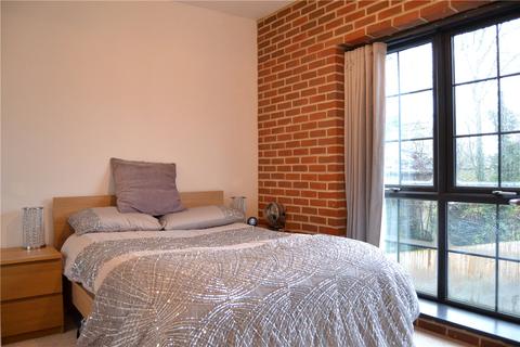 2 bedroom apartment to rent - Kelvin Road, Newbury, Berkshire, RG14