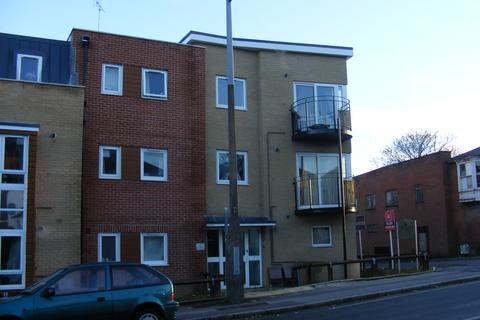 4 bedroom flat to rent, Portswood Road, Portswood, Southampton, SO17