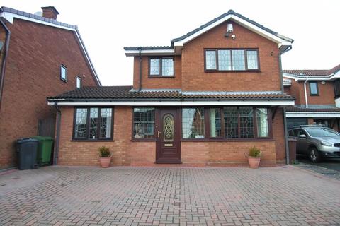 4 bedroom detached house for sale, Mere View, Shelfield, Walsall, WS4 1XF