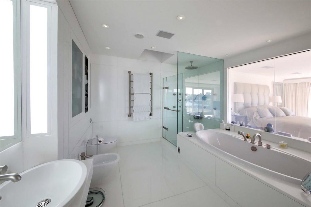 Principal Suite