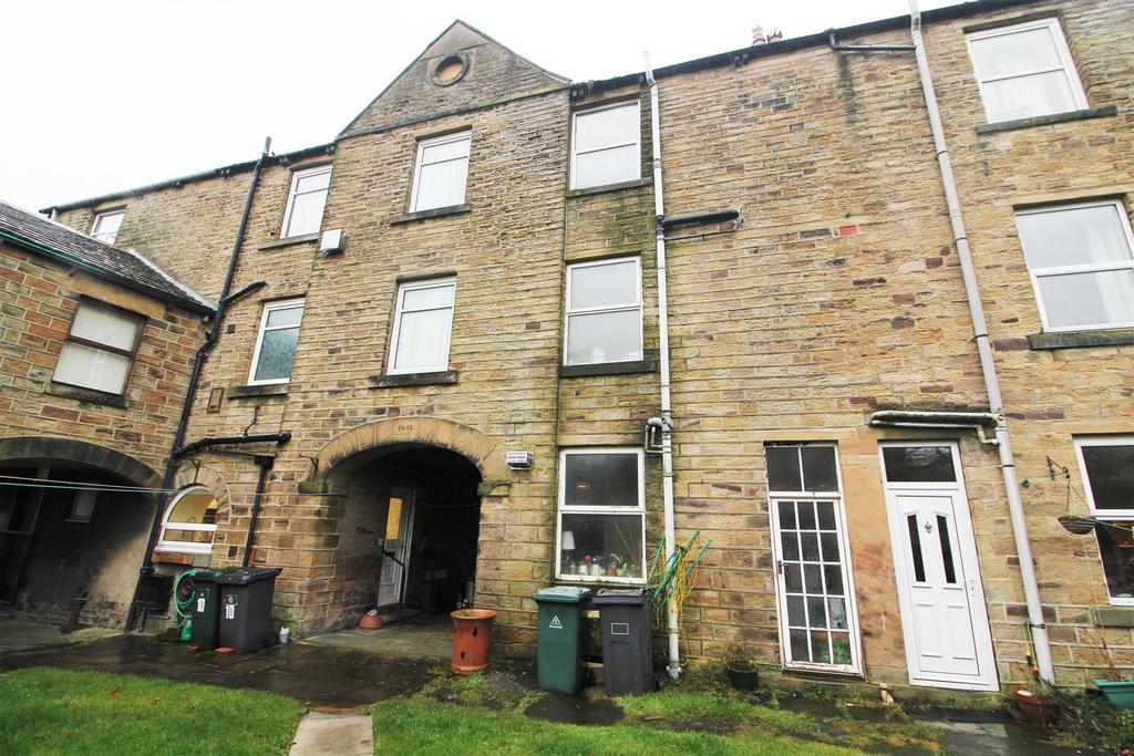 Cumberworth Road, Skelmanthorpe, Huddersfield, HD8 9AP 5 bed terraced