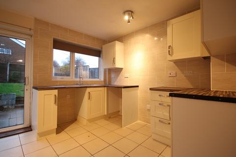 3 bedroom semi-detached house to rent, Thames Close, Medway Park, Worcester