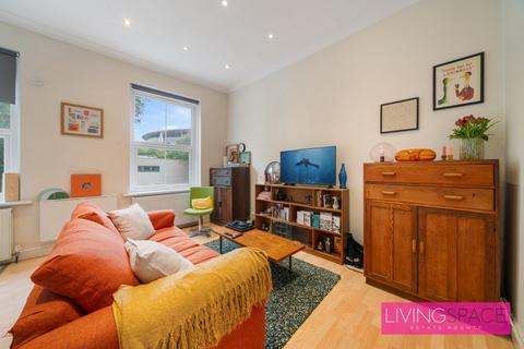 2 bedroom flat for sale, Hornsey Road, Holloway