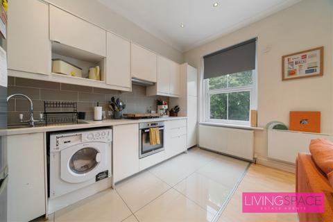 2 bedroom flat for sale, Hornsey Road, Holloway