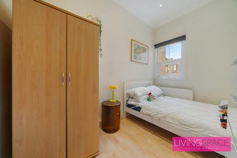 2 bedroom flat for sale, Hornsey Road, Holloway