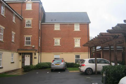 2 bedroom apartment to rent, Telford Court, Old College Road, Newury RG14