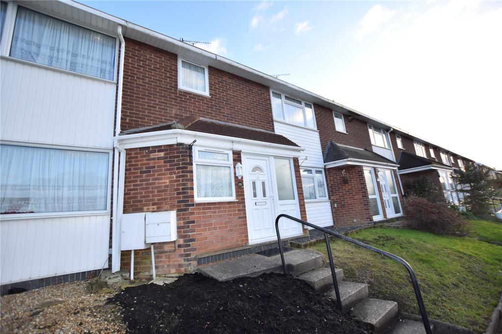 Rantree Fold, Lee Chapel South, Basildon, Essex, SS16 3 bed terraced