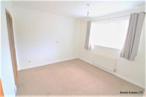 1 bedroom semi-detached house to rent, Foxden Drive, Downswood, Maidstone