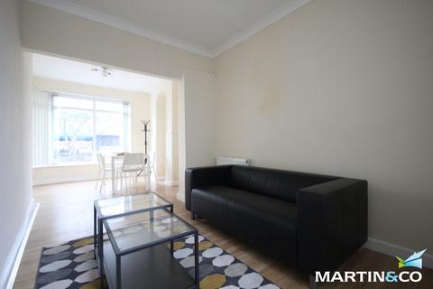 3 bedroom terraced house to rent, Vivian Road, Harborne, B17