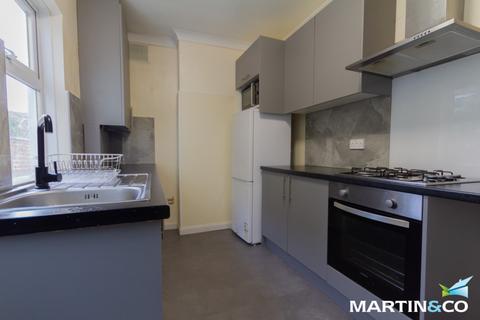 3 bedroom terraced house to rent, Vivian Road, Harborne, B17