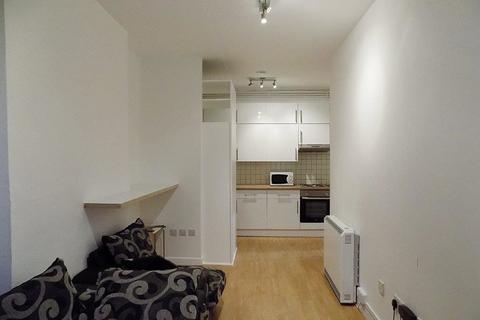 3 bedroom apartment to rent, St Johns Mews