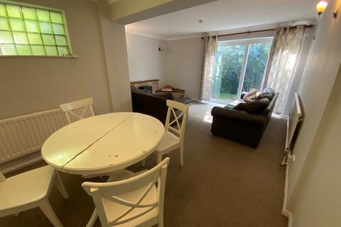 undefined, The Parkway, Bassett, Southampton, SO16