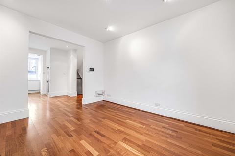 2 bedroom ground floor flat to rent - Sydney Street, Chelsea SW3
