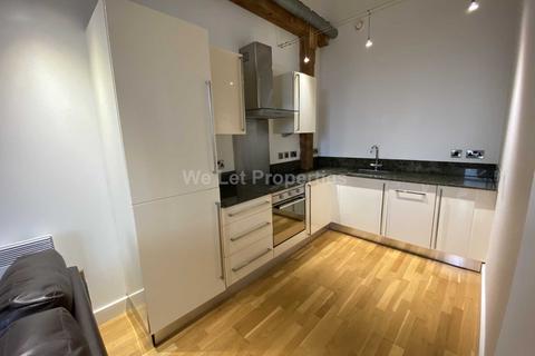 2 bedroom apartment to rent, Malta Street, Manchester M4