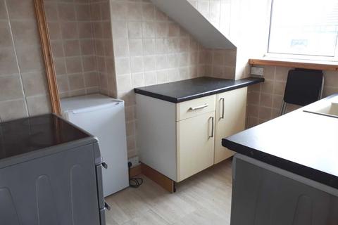 undefined, Roman Terrace, Leeds LS8