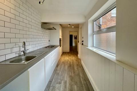 3 bedroom terraced house to rent, Victoria Street, Melton Mowbray, LE13 0AS