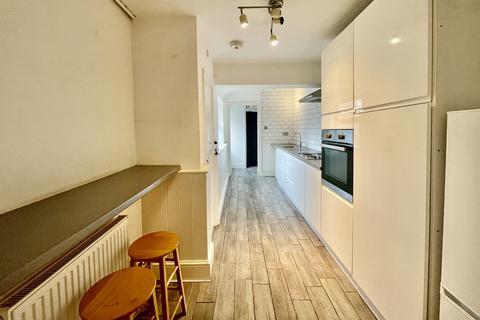 3 bedroom terraced house to rent, Victoria Street, Melton Mowbray, LE13 0AS