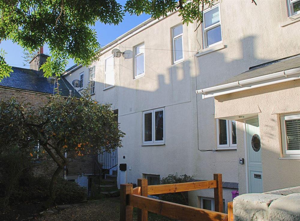 Baileys Meadow, Stoke Fleming, Dartmouth 3 bed semidetached house £