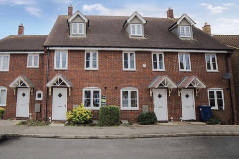 3 bedroom townhouse to rent, Violet Way, Yaxley, Peterborough, Cambridgeshire. PE7 3WE