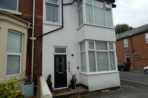 2 bedroom ground floor flat to rent, Woodland Grove, BLACKPOOL, FY3 9EZ