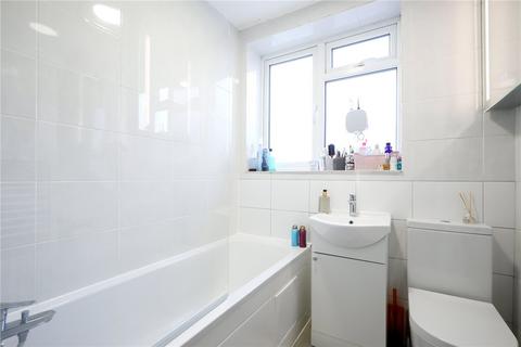 2 bedroom maisonette for sale, Canada Road, London, W3