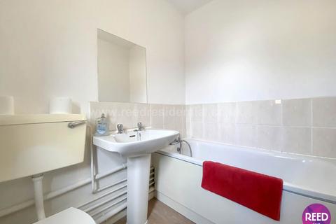 Studio to rent, Wordsworth Court, Chelmsford