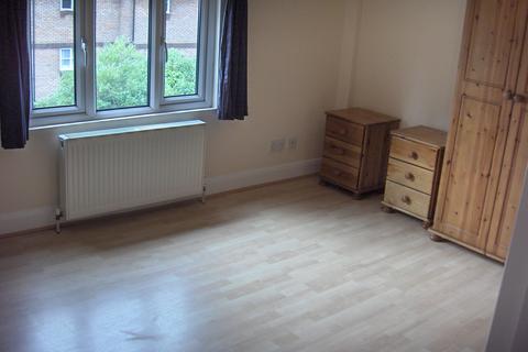 1 bedroom apartment to rent, Kingsdown Road, Archway, London N19