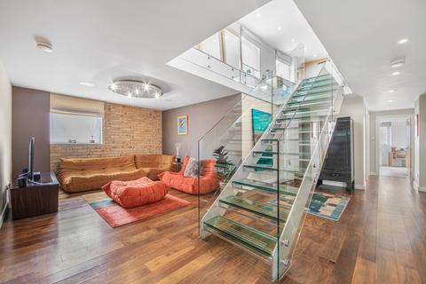 Basin Approach, London